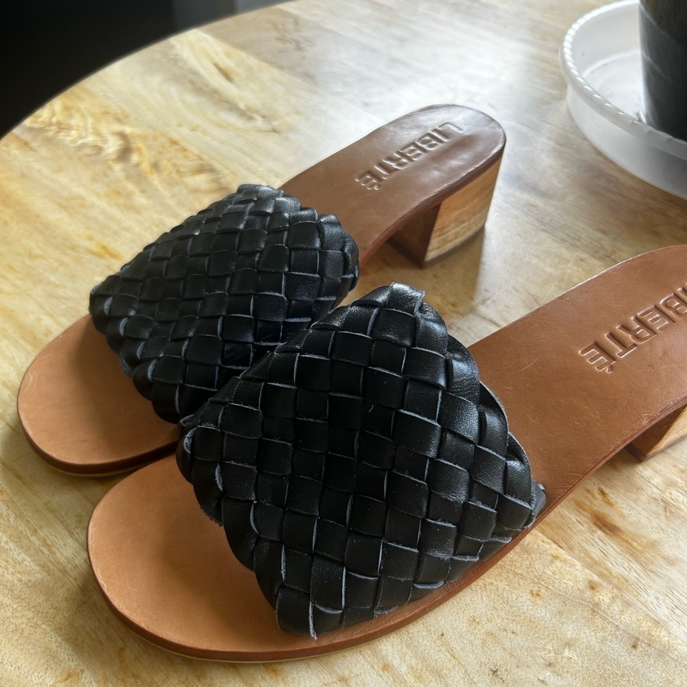 LIBERTE: Black and Tan Woven Slide Sandals